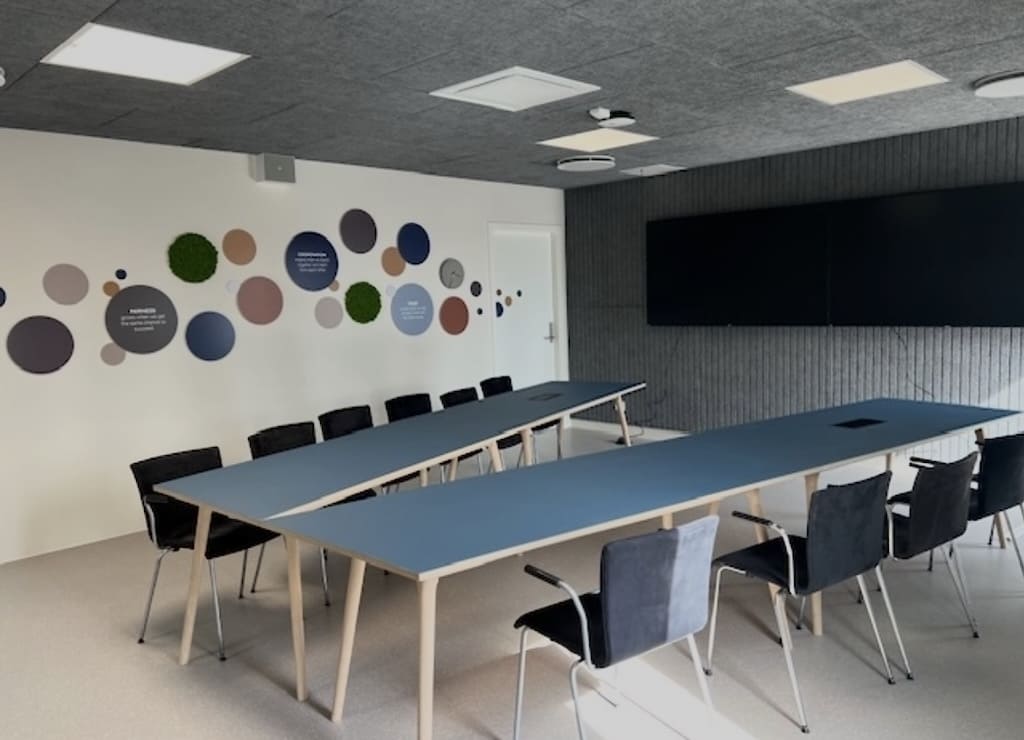 konferenceborde efter eget farvevalg